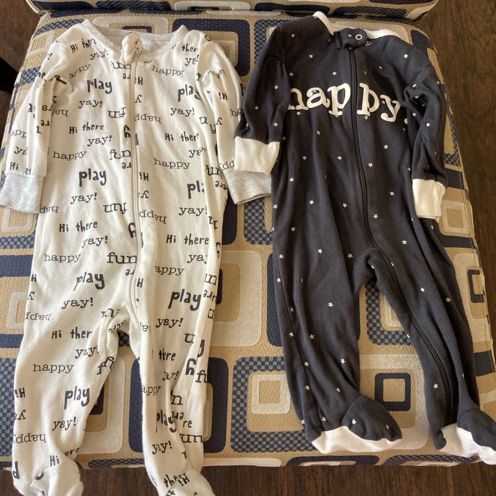 🔥*3 for $15* Two baby footed sleepers